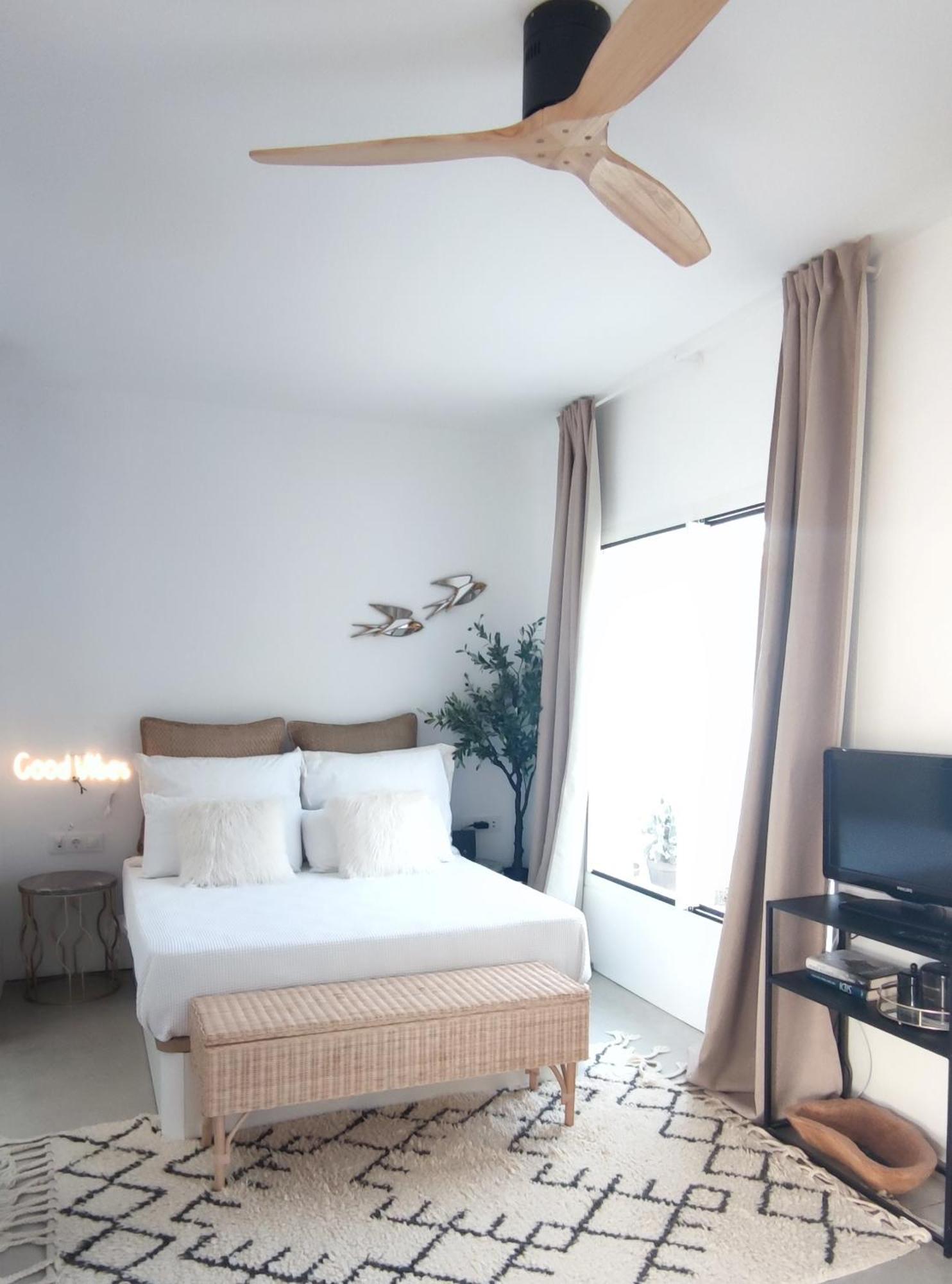 Casa Con Dos Alas - Adults Only Sanlucar de Barrameda Exterior photo
